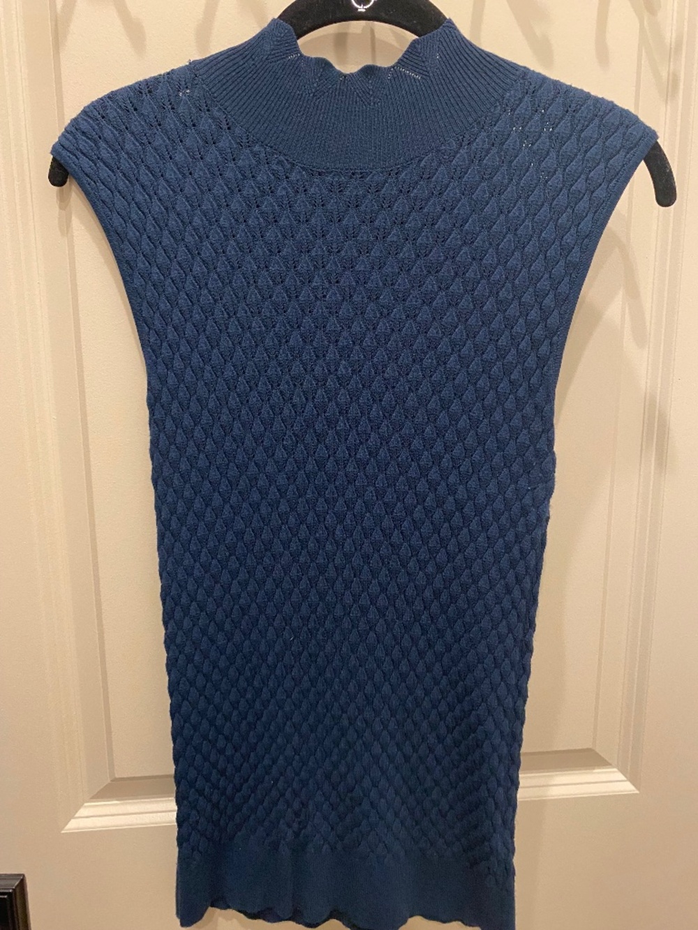 Tahari Teal Knit Top